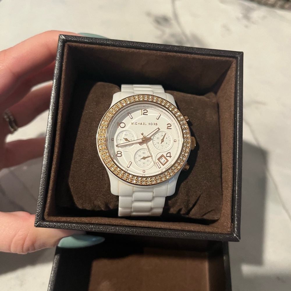 Michael Kors Runway Watch White and Rose Gold Women’s